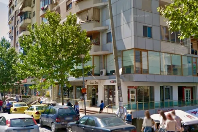 Ambiente Commerciale in Affitto 1+1 a Tirana - 2,000 Euro