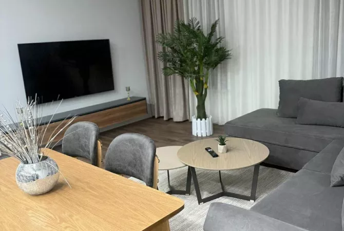 Shtepi me qera Apartament ne Tirane, 2+1, Mobilimi E mobiluar, Pagesa 750  Euro.