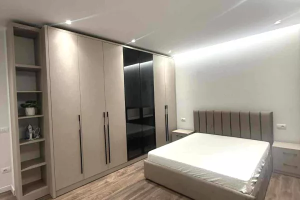 Shtepi me qera Apartament ne Tirane, 2+1, Mobilimi E mobiluar, Pagesa 750  Euro.