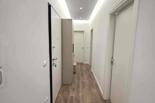 Shtepi me qera Apartament ne Tirane, 2+1, Mobilimi E mobiluar, Pagesa 750  Euro.