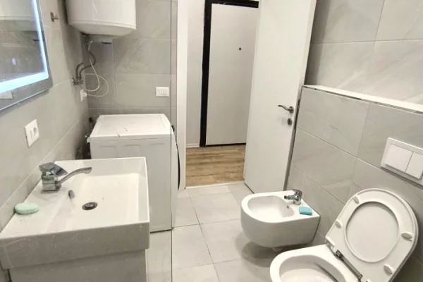 Shtepi ne shitje 1+1 ne Tirane - 165,000 Euro