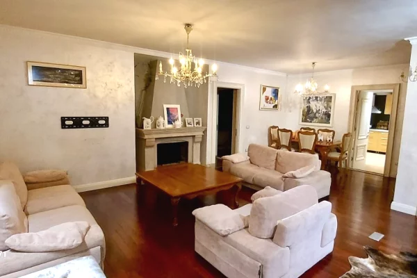 Shtepi ne shitje 3+1 ne Tirane - 598,000 Euro