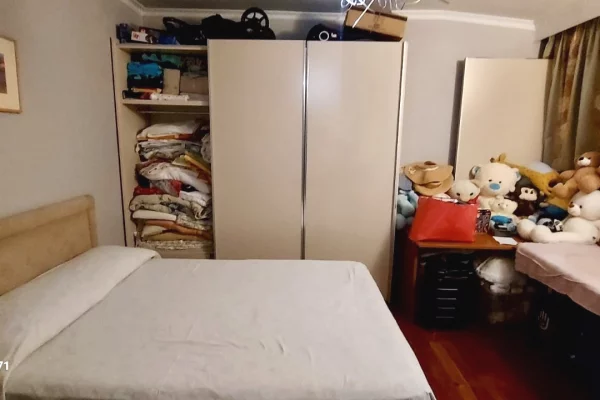 Shtepi ne shitje Penthose(kati i fundit panoramik) ne Tirane, 3+1, Mobilimi E mobiluar, Pagesa 598,000  Euro.