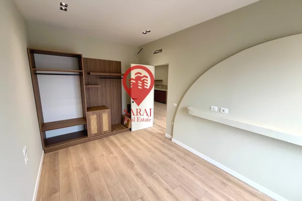 Shtepi ne shitje Apartament ne Tirane, 1+1, Mobilimi E mobiluar, Pagesa 210,000  Euro.