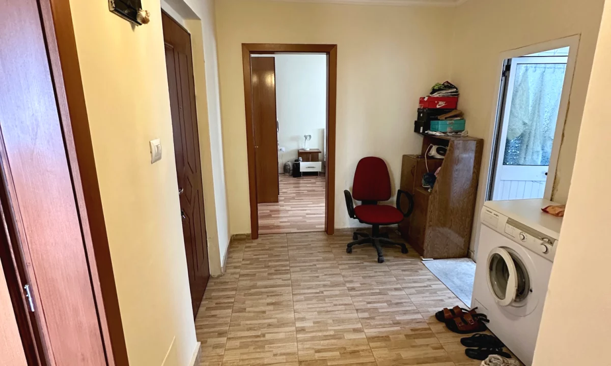 Shtepi me qera Apartament ne Tirane, 2+1, Mobilimi E mobiluar, Pagesa 50,000  Leke.