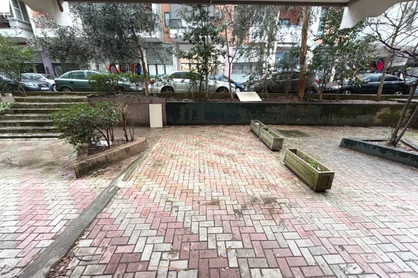 Ambient biznesi ne shitje 1+1 ne Tirane - 78,000 Euro