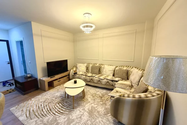 Shtepi me qera 2+1 ne Tirane - 550 Euro