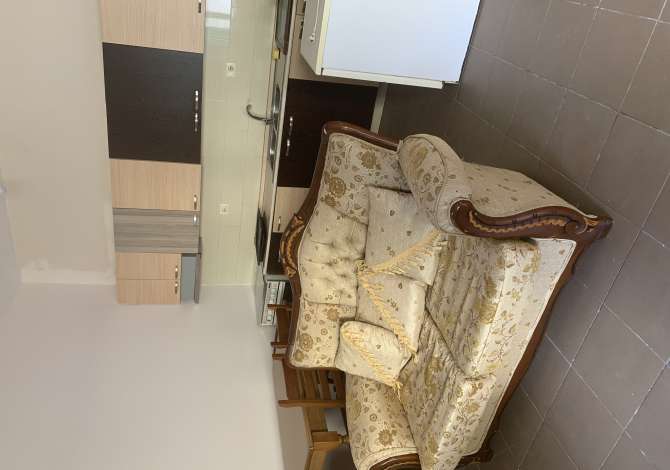 Shtepi me qera 2+1 ne Tirane - 30,000 Leke