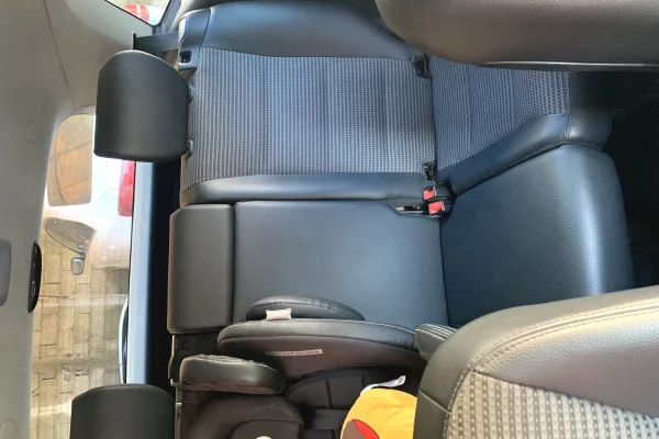 Makina ne shitje ne Tirane - 3,850 Euro