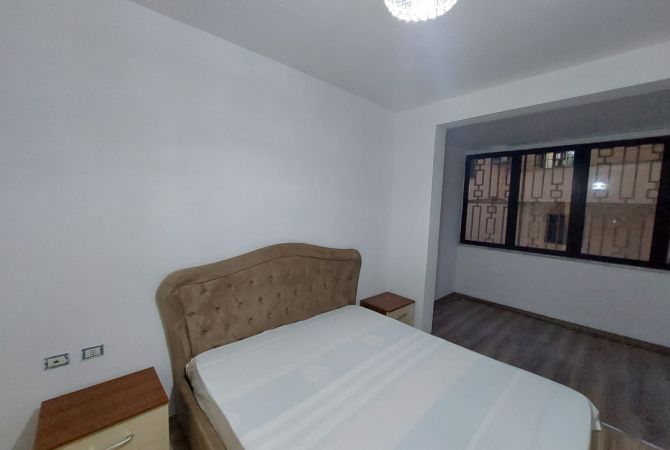 Shtepi me qera Apartament ne Tirane, 1+1, Mobilimi E mobiluar, Pagesa 42,000  Leke.