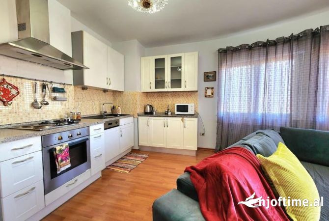 Shtepi ne shitje 1+1 ne Tirane - 150,000 Euro