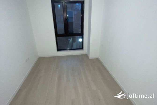 Shtepi me qera 2+1 ne Tirane - 750 Euro