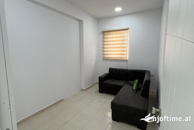 Ambient biznesi me qera 3+1 ne Tirane - 850 Euro