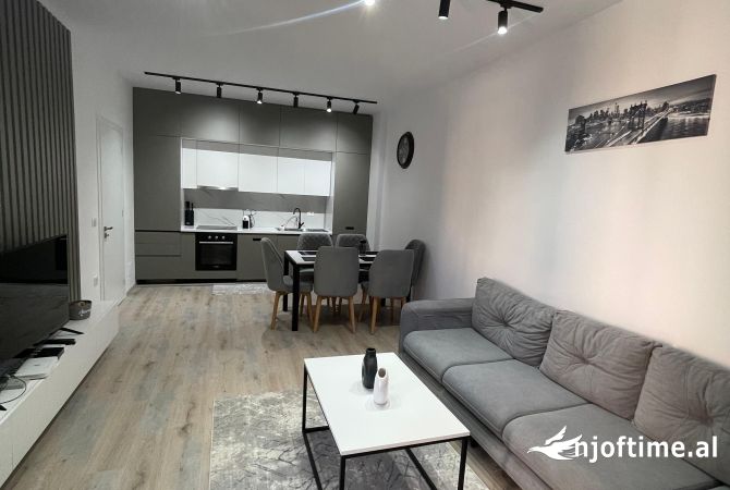 Shtepi ne shitje 2+1 ne Tirane - 210,000 Euro
