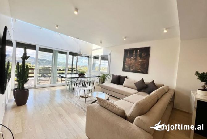 Casa in vendita 2+1 a Tirana - 370,000 Euro