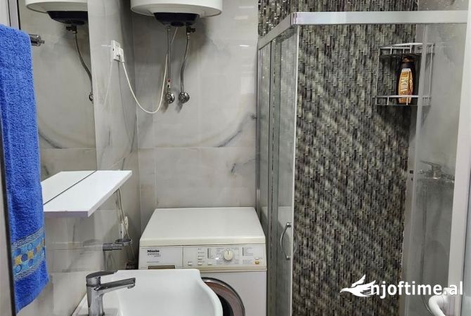 Shtepi me qera 2+1 ne Tirane - 450 Euro