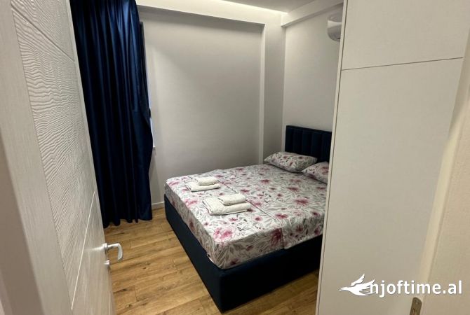 Shtepi me qera Apartament ne Tirane, 2+1, Mobilimi E mobiluar, Pagesa 750  Euro.