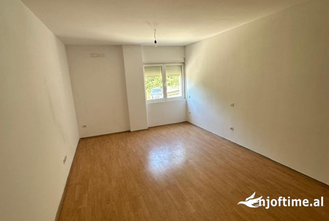 Shtepi ne shitje 2+1 ne Tirane - 100,000 Euro