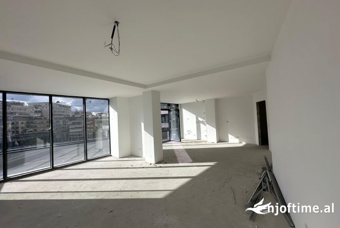 Shtepi ne shitje 3+1 ne Tirane - 712,000 Euro
