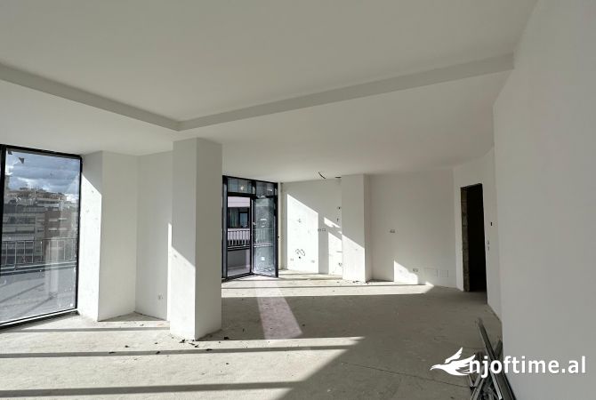 Shtepi ne shitje 3+1 ne Tirane - 712,000 Euro