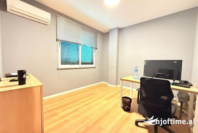 ⚡ Ambient zyre me Qira ne Bllok**-105m2