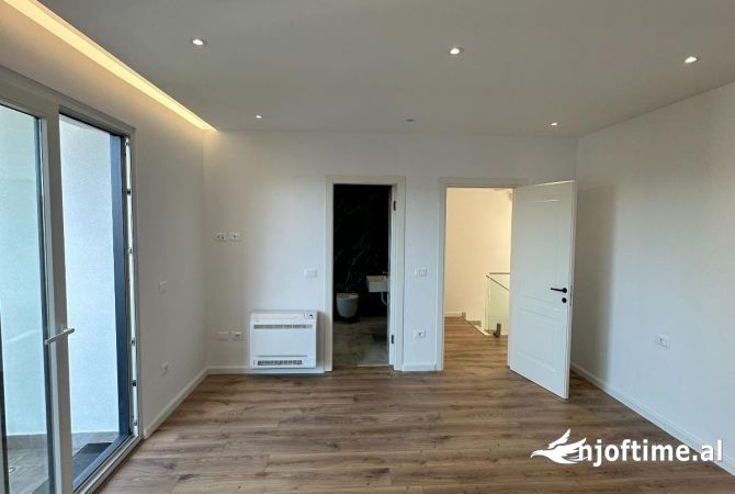 House for Rent 3+1 in Tirana - 3,000 Euro