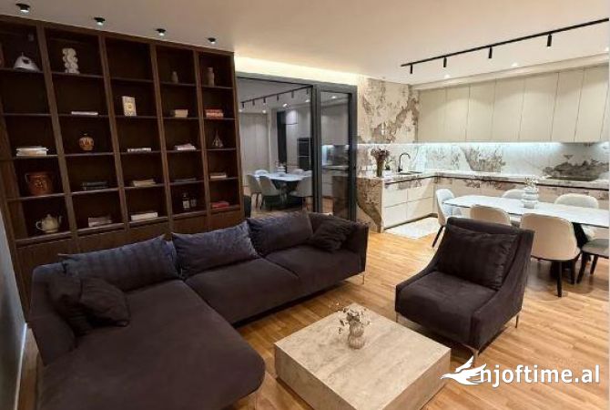 Shtepi ne shitje 3+1 ne Tirane - 416,000 Euro