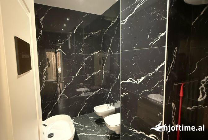 ⚡ JEPET AMBIENT KLINIKE ME QIRA - PARKU OLIMPIK 🏥-125 m2