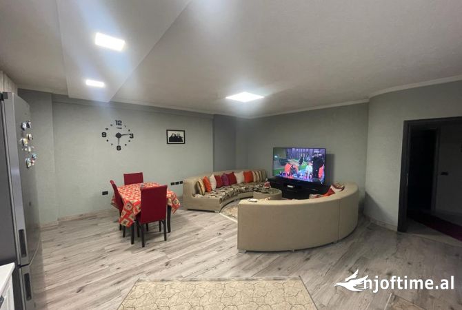 Shtepi ne shitje 2+1 ne Tirane - 195,000 Euro