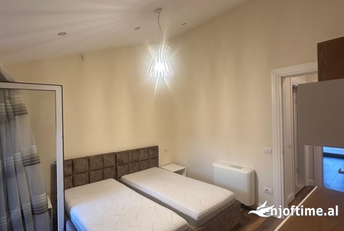 Penthouse (panoramic top floor) for rent in Tirana 3+1, Furnished