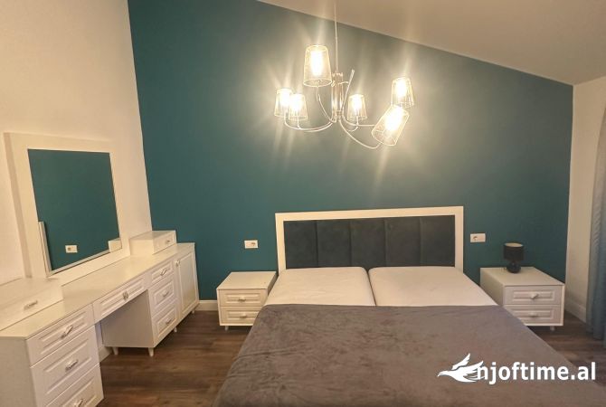 Penthouse (panoramic top floor) for rent in Tirana 3+1, Furnished