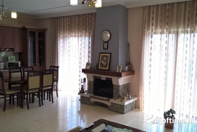 Shtepi ne shitje 3+1 ne Tirane - 365,000 Euro