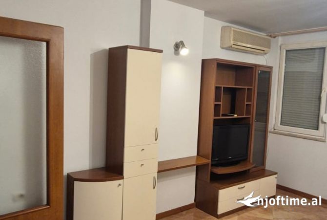 Apartment for rent in Tirana 3+1, Emty
