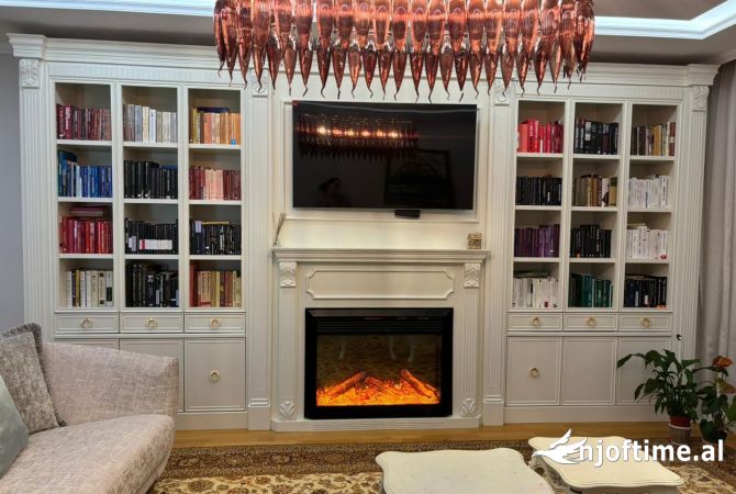 Shtepi ne shitje Apartament ne Tirane, 3+1, Mobilimi E mobiluar, Pagesa 360,000  Euro.