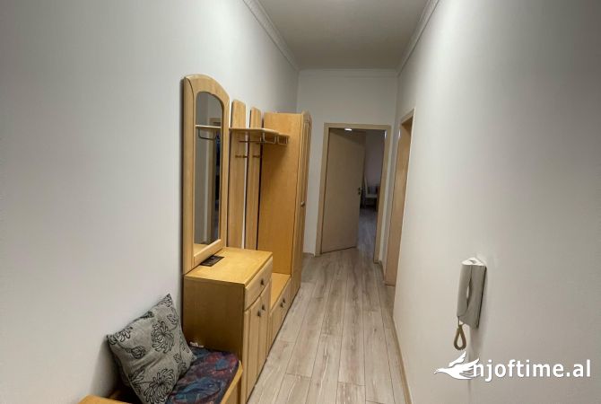 Shtepi ne shitje 1+1 ne Tirane - 180,000 Euro