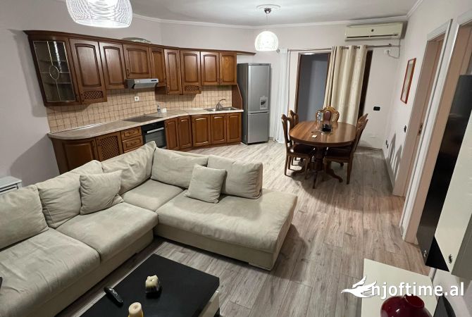 Shtepi me qera 2+1 ne Tirane - 600 Euro