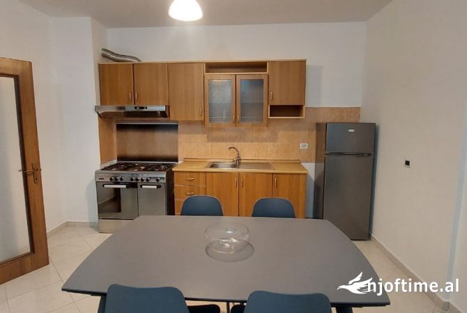 Shtepi me qera 1+1 ne Tirane - 500 Euro