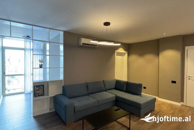 Shtepi me qera Apartament ne Tirane, 1+1, Mobilimi E mobiluar, Pagesa 600  Euro.