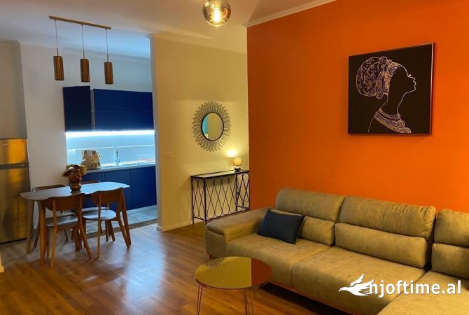 Shtepi me qera Apartament ne Tirane, 2+1, Mobilimi E mobiluar, Pagesa 750  Euro.