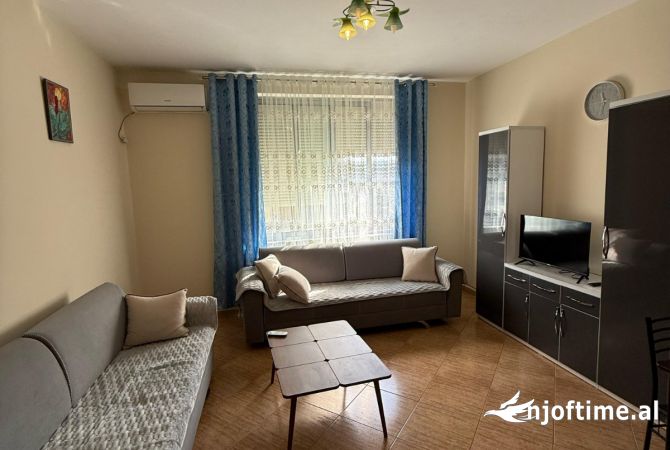 Shtepi me qera 2+1 ne Tirane - 600 Euro