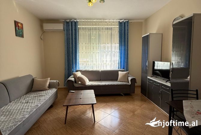 Shtepi me qera 2+1 ne Tirane - 600 Euro