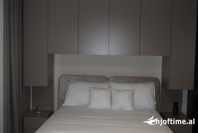 Shtepi me qera Apartament ne Tirane, Garsoniere, Mobilimi E mobiluar, Pagesa 650  Euro.