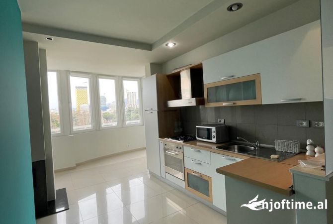 Shtepi me qera 2+1 ne Tirane - 1,200 Euro