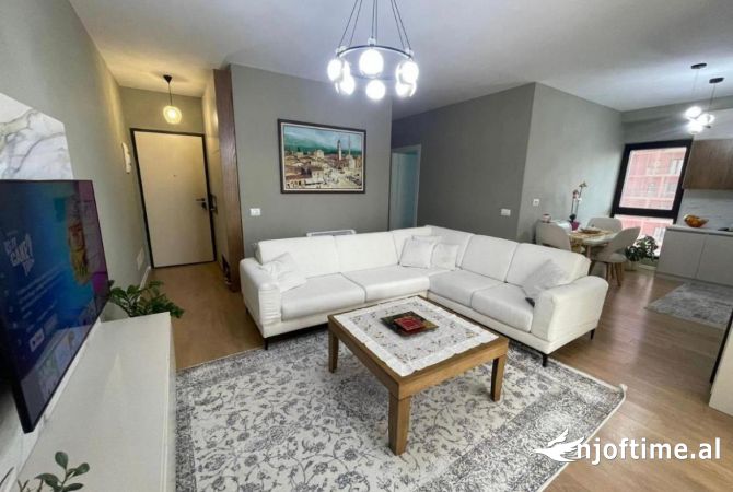 Shtepi ne shitje Apartament ne Tirane, 2+1, Mobilimi E mobiluar, Pagesa 350,000  Euro.