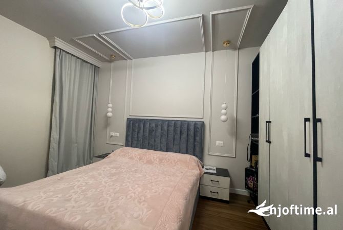 Shtepi me qera Apartament ne Tirane, 1+1, Mobilimi E mobiluar, Pagesa 750  Euro.