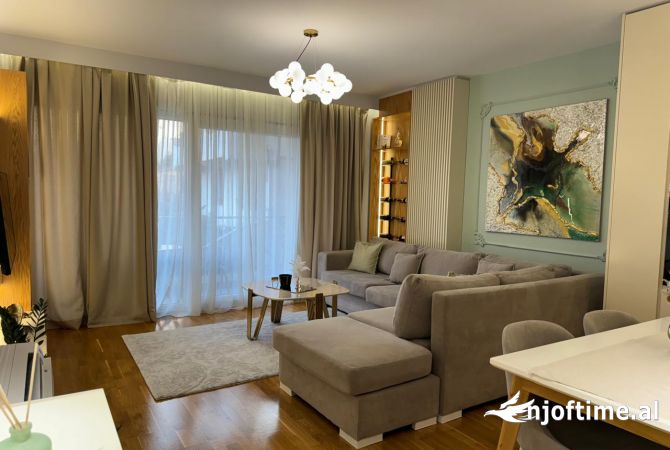 Shtepi me qera 1+1 ne Tirane - 950 Euro