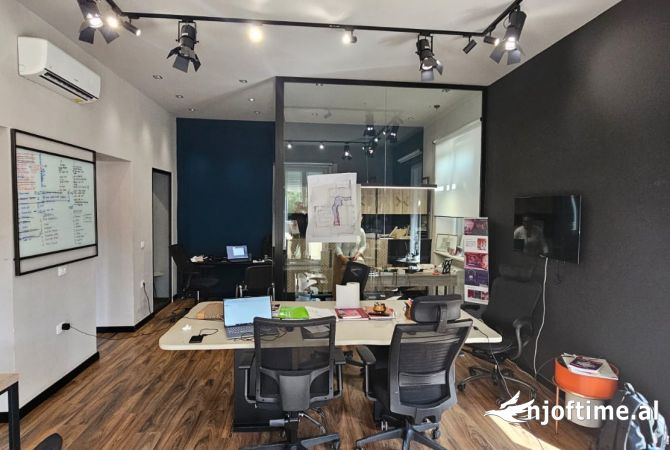 🔑 Jepet me Qira Ambient Biznesi <per Zyra prane Stadiumit Dinamo🏢