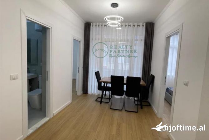 Shtepi ne shitje Apartament ne Tirane, 2+1, Mobilimi E mobiluar, Pagesa 150,000  Euro.