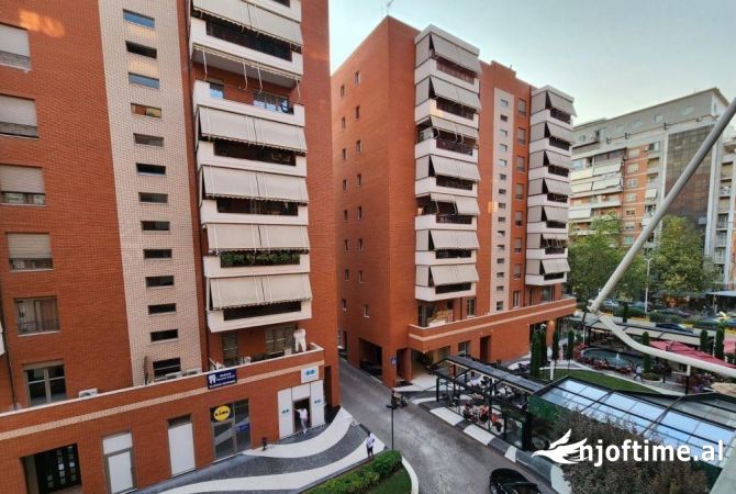Ambient biznesi me qera 3+1 ne Tirane - 650 Euro