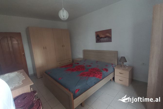 Shtepi me qera 1+1 ne Tirane - 380 Euro
